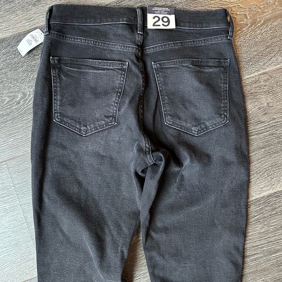 NEW Gap Vintage Slim High Rise Jean - Picture 7 of 8